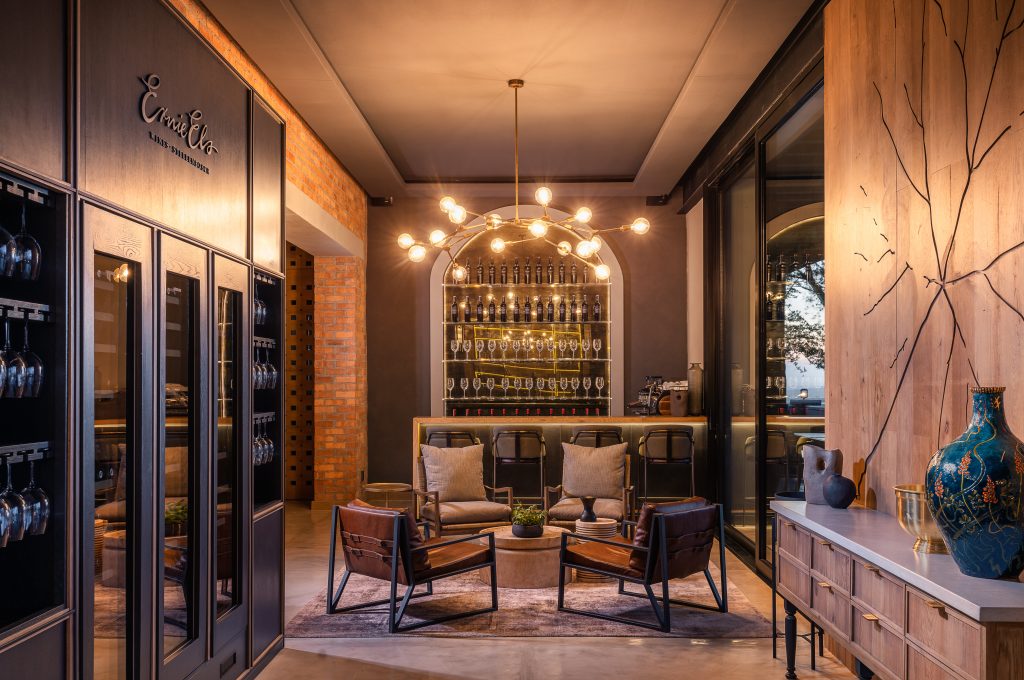 Ernie Els Wines - The Iconic symbol of the Helderberg Lounge at Ernie Els